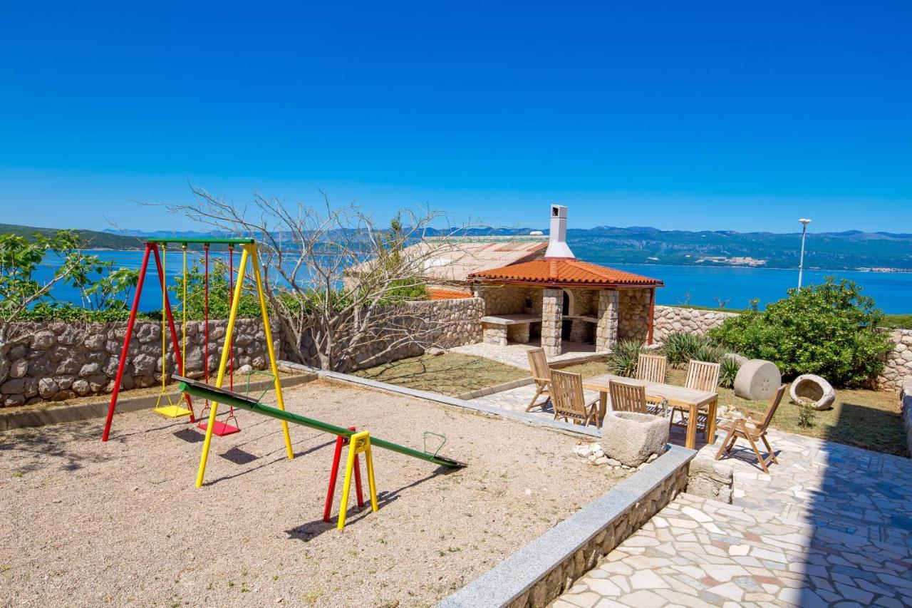 Apartament Heni